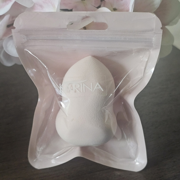 Karina Grimaldi Other - ⚪ $3 ADD ON ⚪ KARINA PINK BLENDING MAKEUP SPONGE